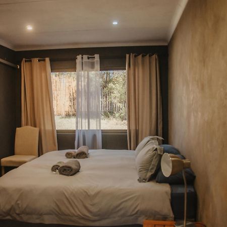 Wilgeboomsdrift Safaris Apartment โมดิมอเลอ ภายนอก รูปภาพ