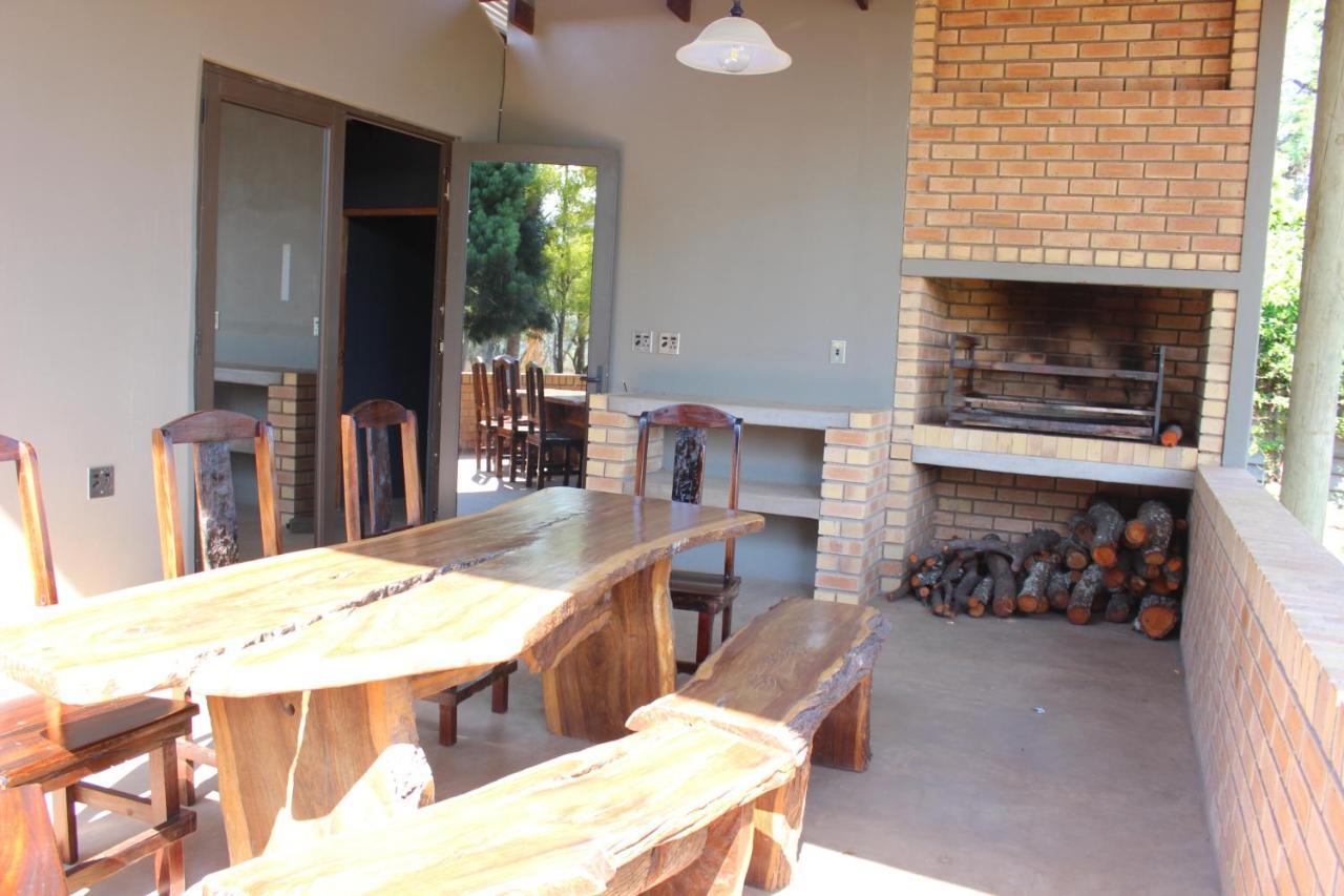 Wilgeboomsdrift Safaris Apartment โมดิมอเลอ ภายนอก รูปภาพ